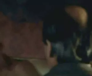 他给了我一份工作，然后一个潜水教练吸烟。 奥利维亚奥斯汀肛门