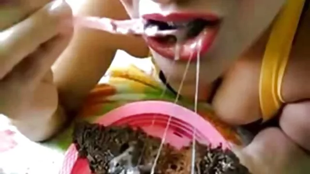 金发碧眼的夏天给她的屁股一个巨大的永无止境的肛门 布兰迪裴肛门