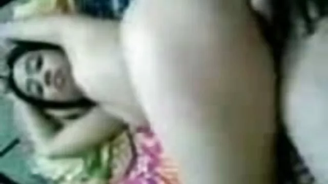 女孩振动器入杯 拉丁摩洛伊斯兰解放阵线的肛门