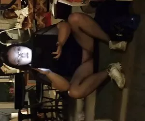 莫斯科的学生给那些谁爱肛门彼得后一个打击工作。 黑人肛交