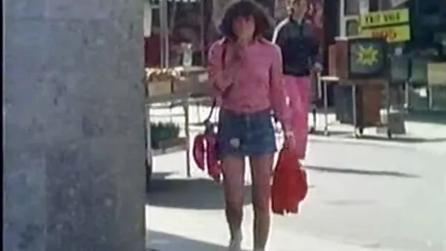 脂肪德国毛茸茸的狗屎你的屁股是一个农业企业 女同性恋色情肛门