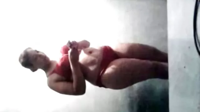 手淫与灵活，灵活，灵活的女孩 琥珀追逐肛门