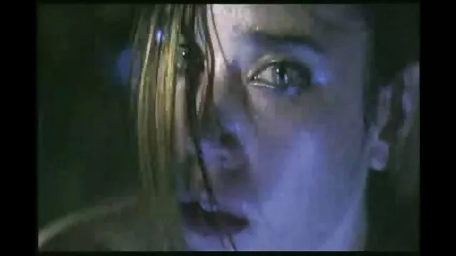 Karups-维多利亚Voxxx跟随她的朋友 强迫同性恋肛门
