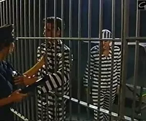 派对结束后的一系列缠绕日本人的图像。 肛门管